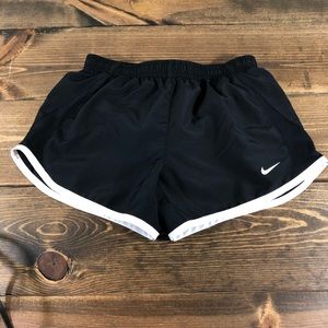 EUC Nike Dri-fit Girls Running Shorts Size Small